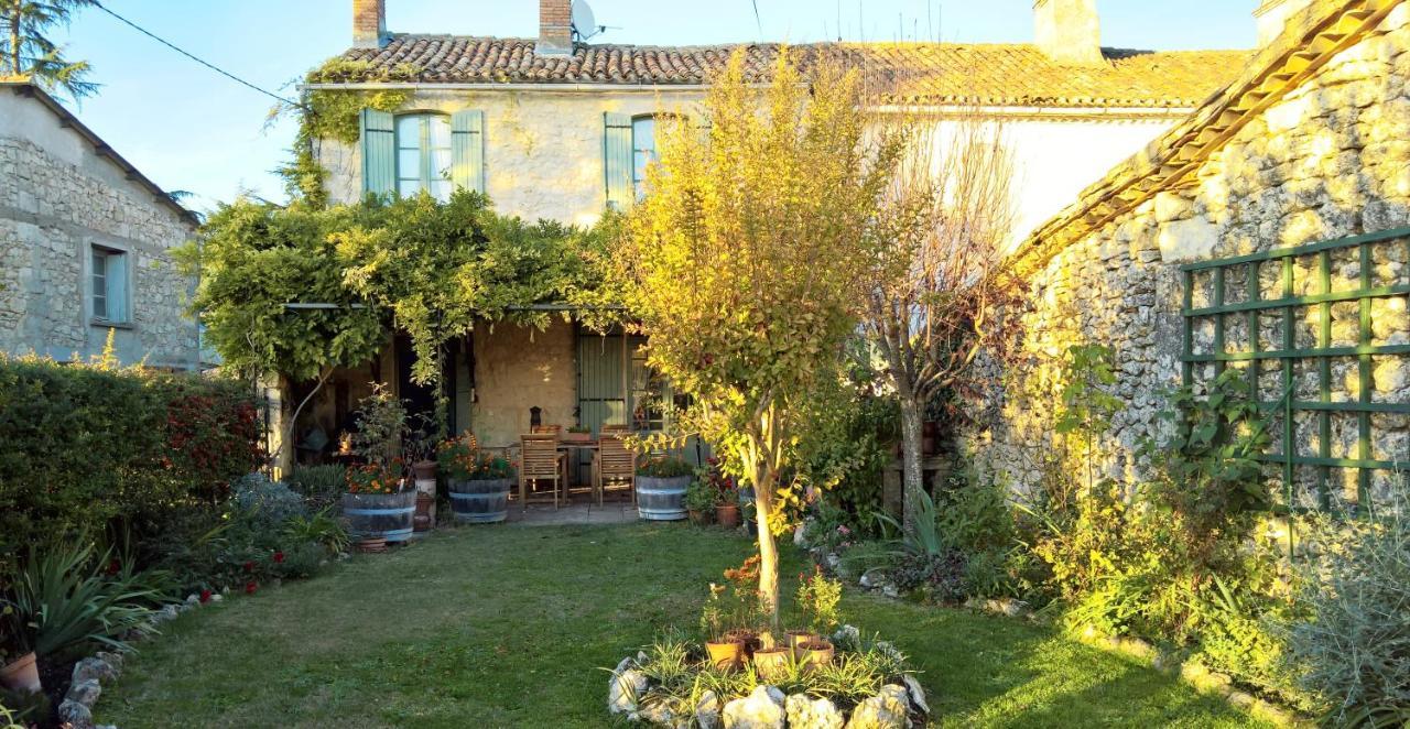 Les Glycines Bed & Breakfast Eymet Eksteriør billede